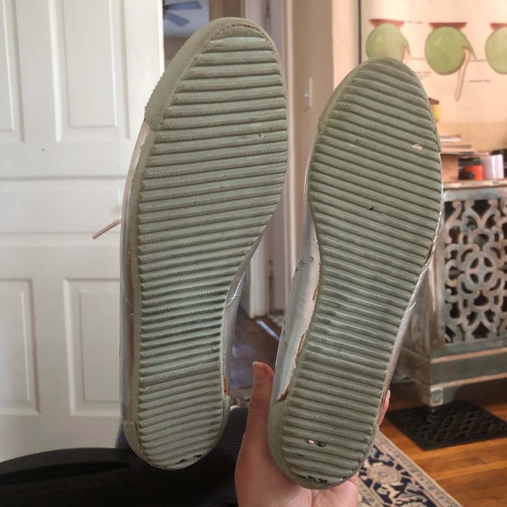 L.A. Gear Metallic Women's Sneakers - Picture 11 of 13